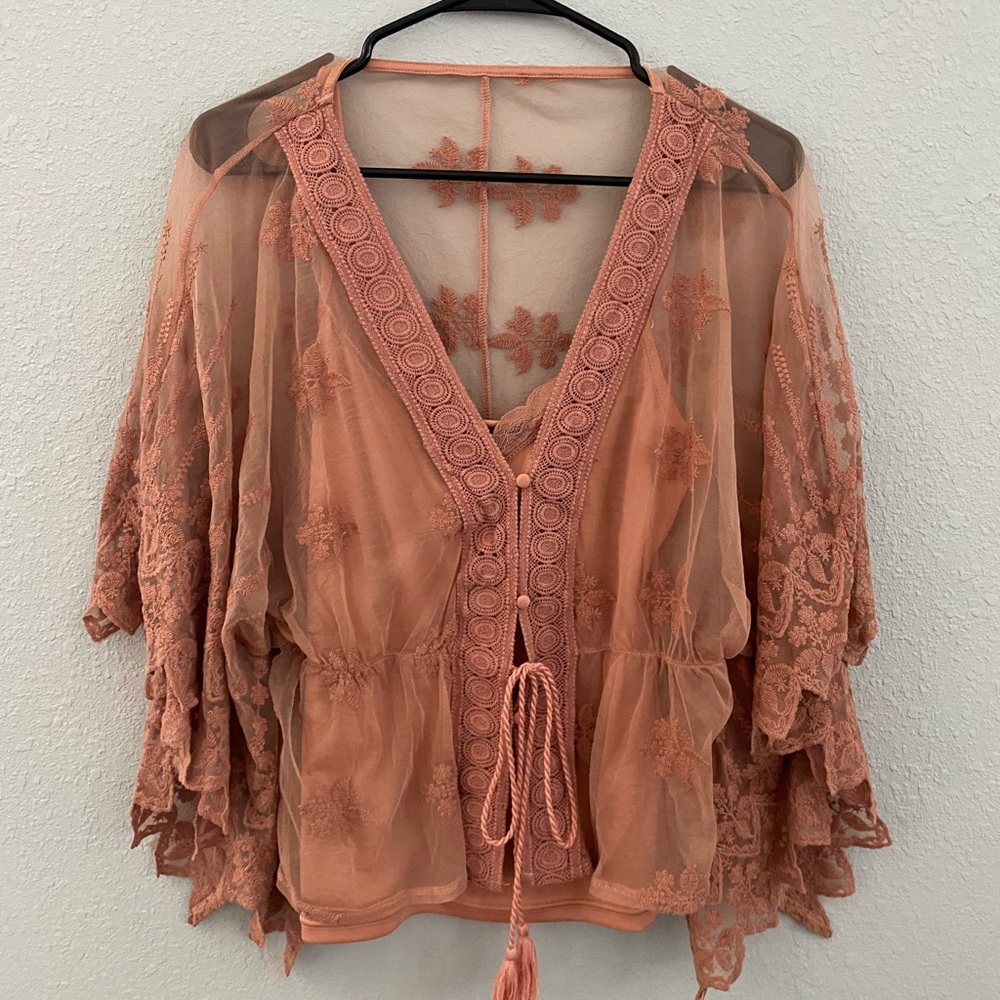 Dusty pink blouse. Size Medium.
